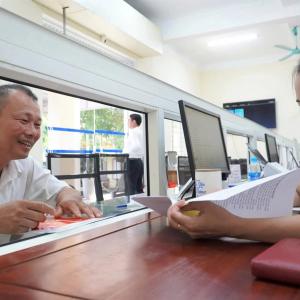 Thủ tướng: Đẩy nhanh chi trả cho người nghỉ việc theo chế độ