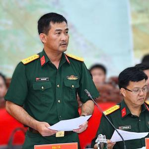 Bàn giao nhiệm vụ tại Bộ Chỉ huy Quân sự tỉnh Quảng Trị mới