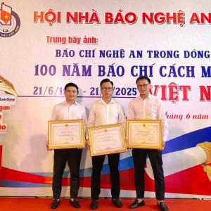 Phóng viên Dân trí được tặng Bằng khen về công tác an sinh xã hội