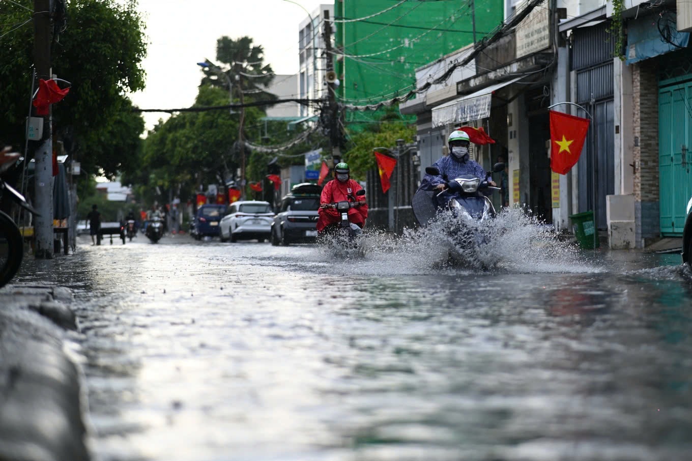 Miền Bắc mưa to, có nơi mưa rất to trên 300mm