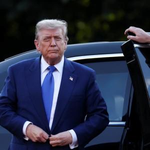 Nghệ thuật thuyết phục Iran - Israel ngừng bắn của ông Trump
