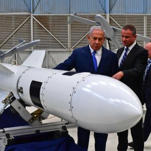 Cách Không quân Israel đánh lừa hệ thống phòng không của Iran