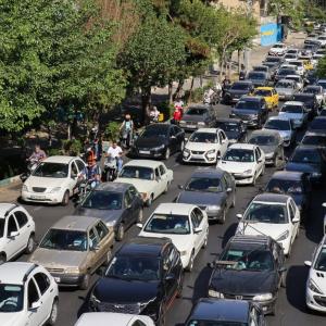 Dòng người sơ tán khỏi Tehran giữa xung đột với Israel