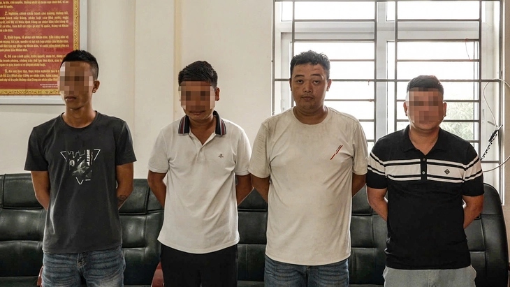 Lái taxi đòi 2 người 4,2 triệu/cuốc xe: 'Tôi thấy họ dễ quá nên làm vậy'